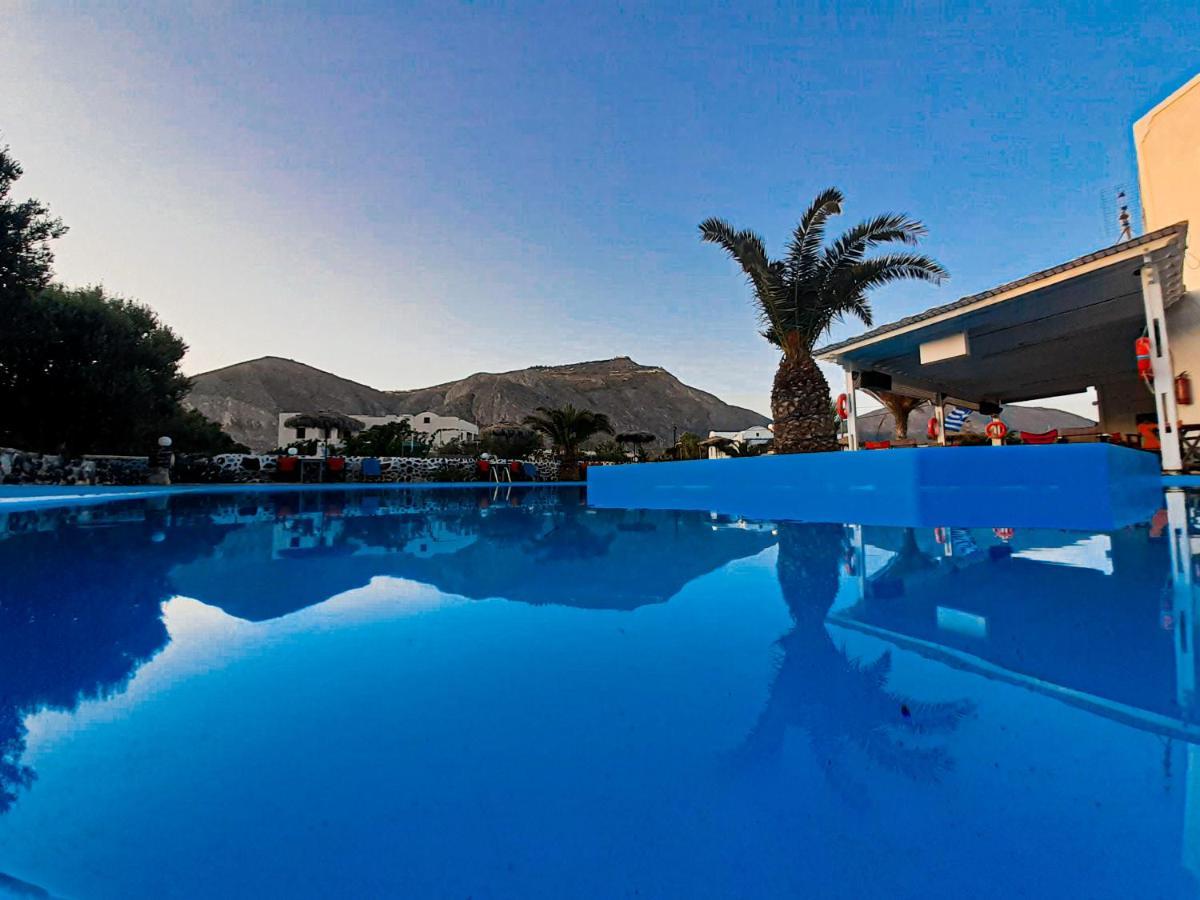 The Three Anchors Rooms Emporio  Bagian luar foto