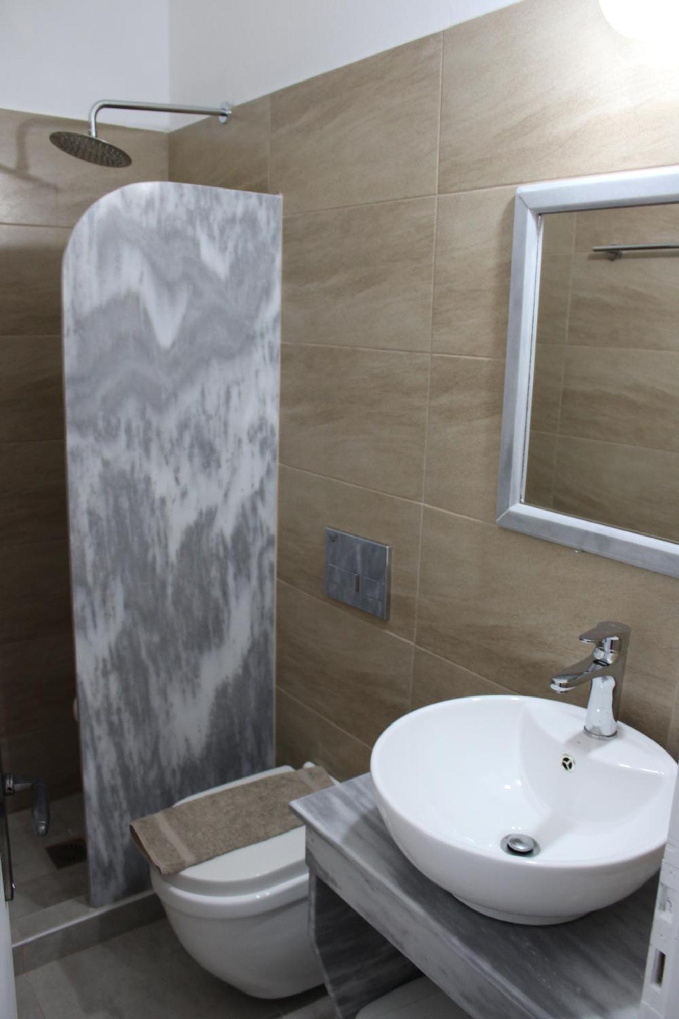 The Three Anchors Rooms Emporio  Bagian luar foto